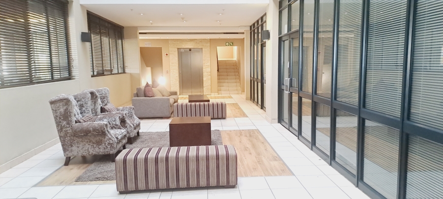 Commercial Property for Sale in Rosenpark Western Cape
